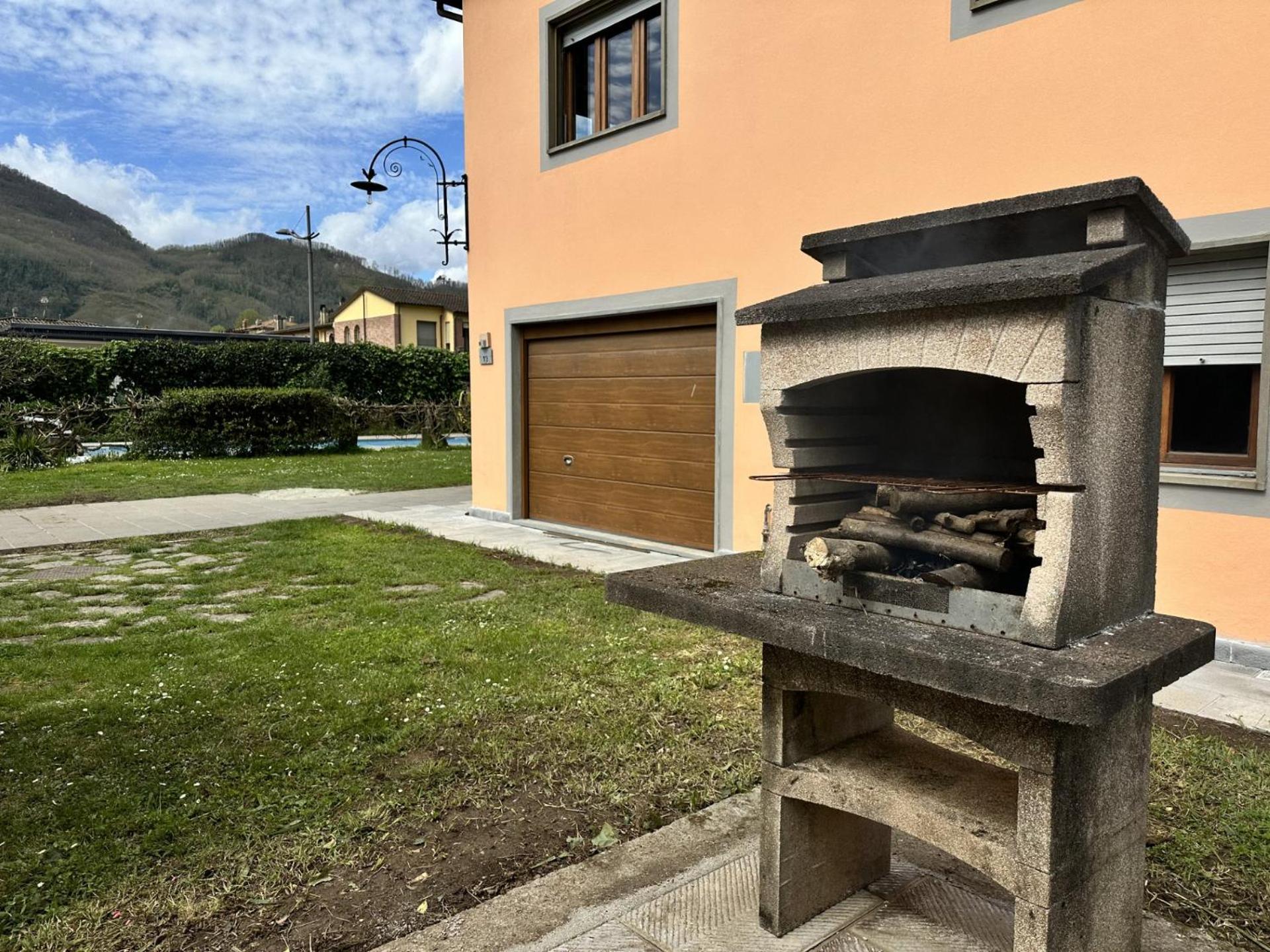 Villa Casa Hydrangea Con Piscina E Giardino Bagni di Lucca Exterior foto