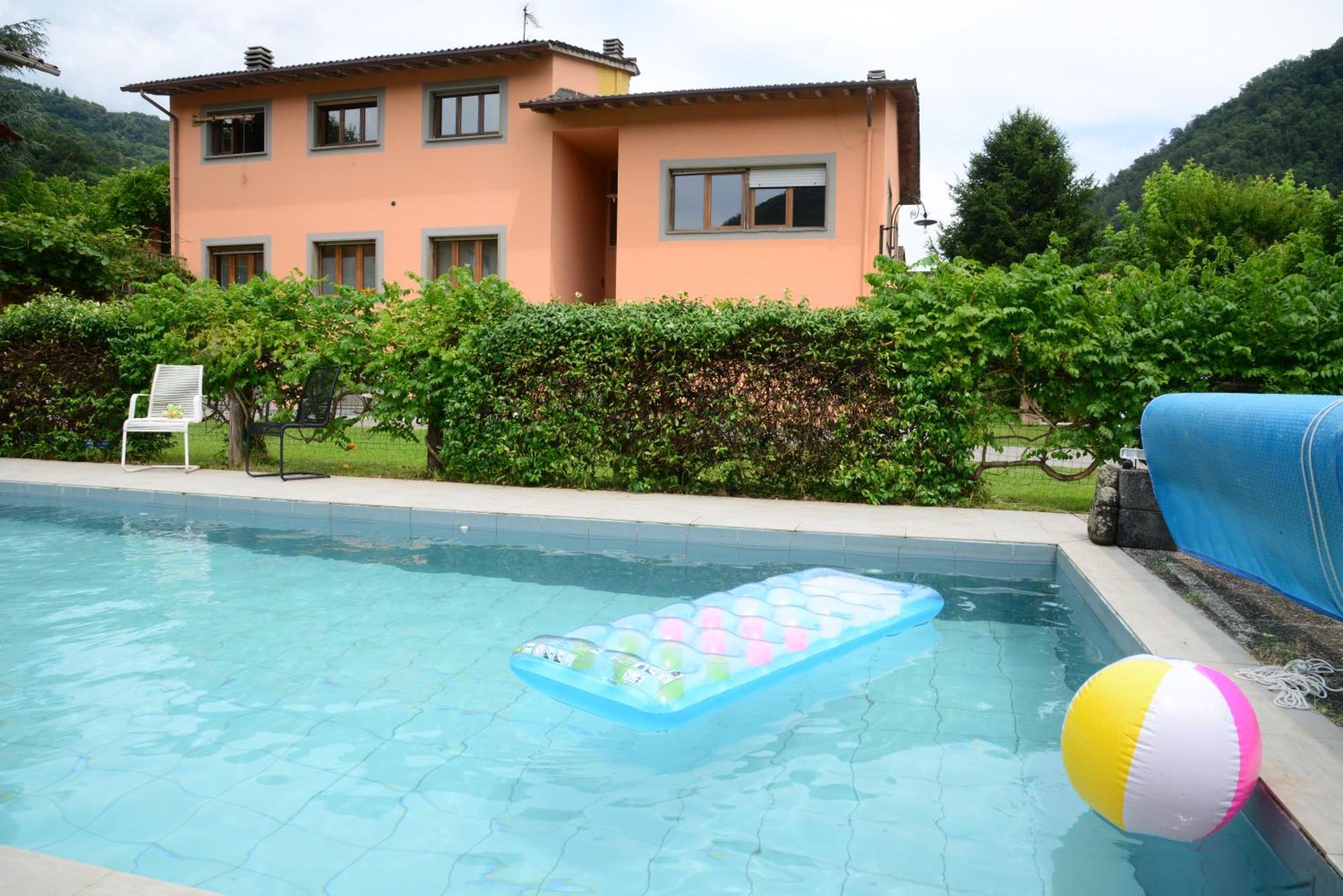 Villa Casa Hydrangea Con Piscina E Giardino Bagni di Lucca Exterior foto