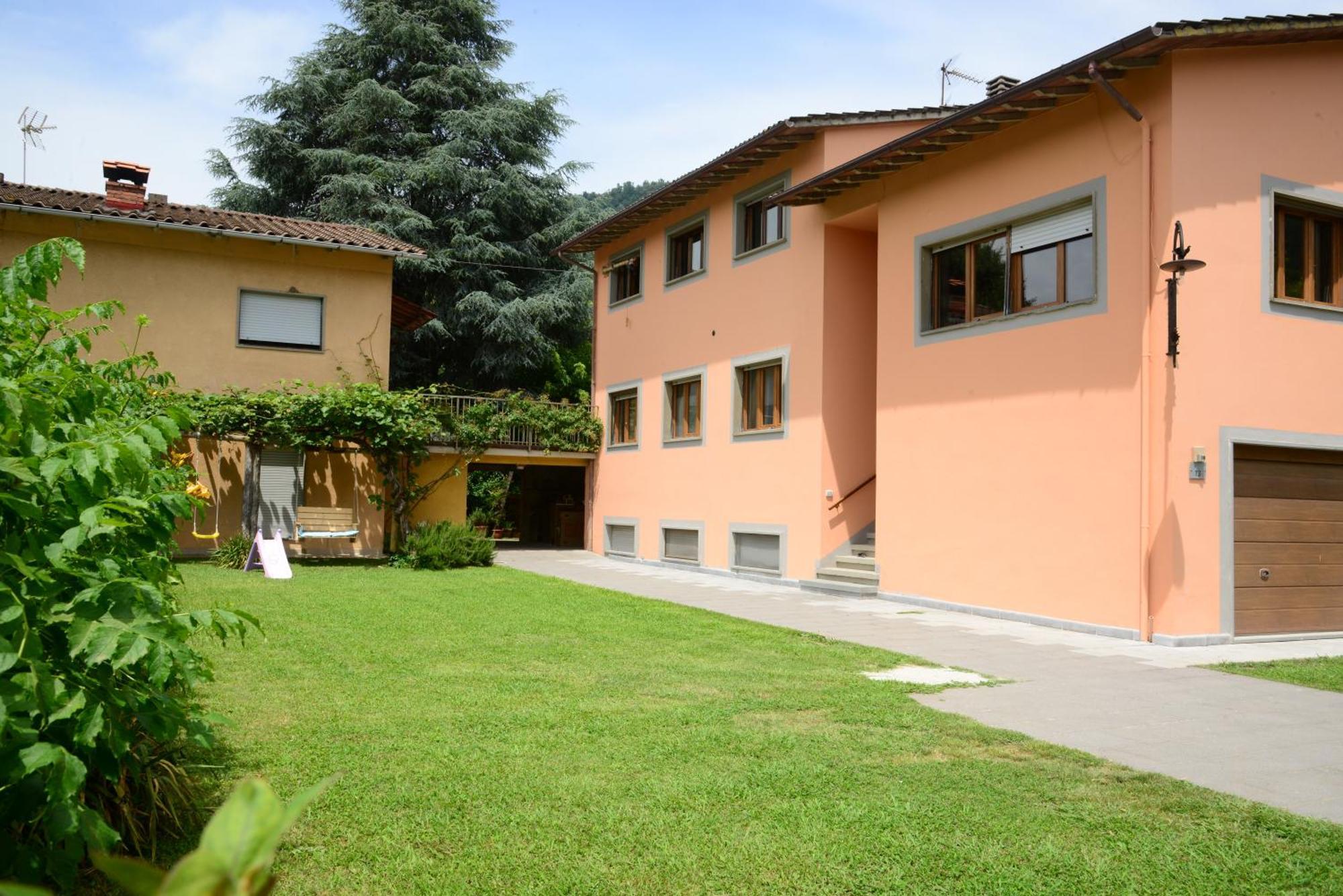 Villa Casa Hydrangea Con Piscina E Giardino Bagni di Lucca Exterior foto